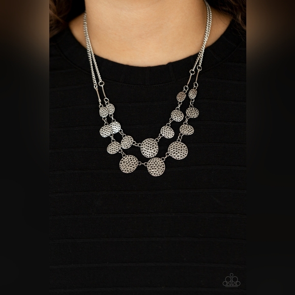 paparazzi Jewelry - Pebble Me Pretty Necklace